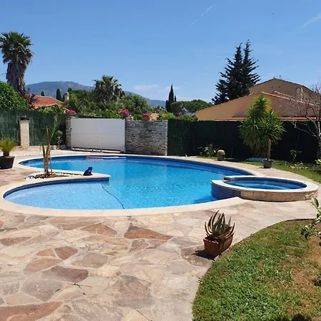 빌라 Au Calme Avec Piscine Privative *